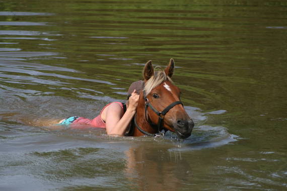 Baignade dans la mare